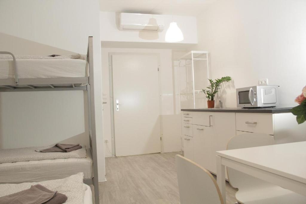 Betariel'Com Hauptbahnhof Apartment Vienna Luaran gambar